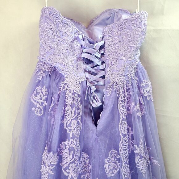 Ball Gown, Prom, Formal (16) Lilac Strapless Embroidered Gown w/Separate Sleeves - Picture 7 of 10